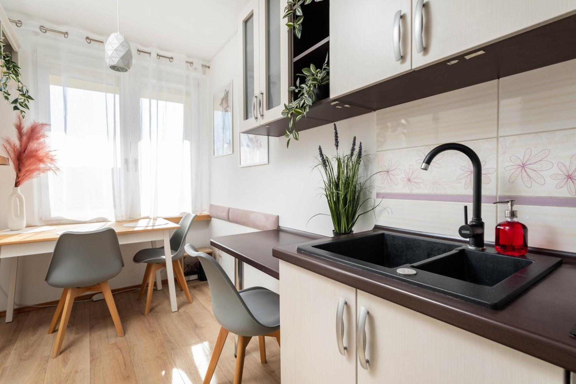 Jonagold Apartment Metro Raclawicka Warsawa Bagian luar foto